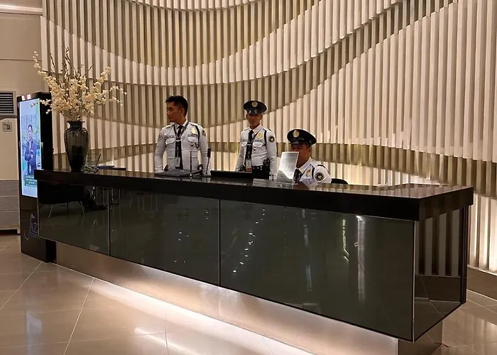 شقة Makati Sm Jazz Staycation With Balcony *